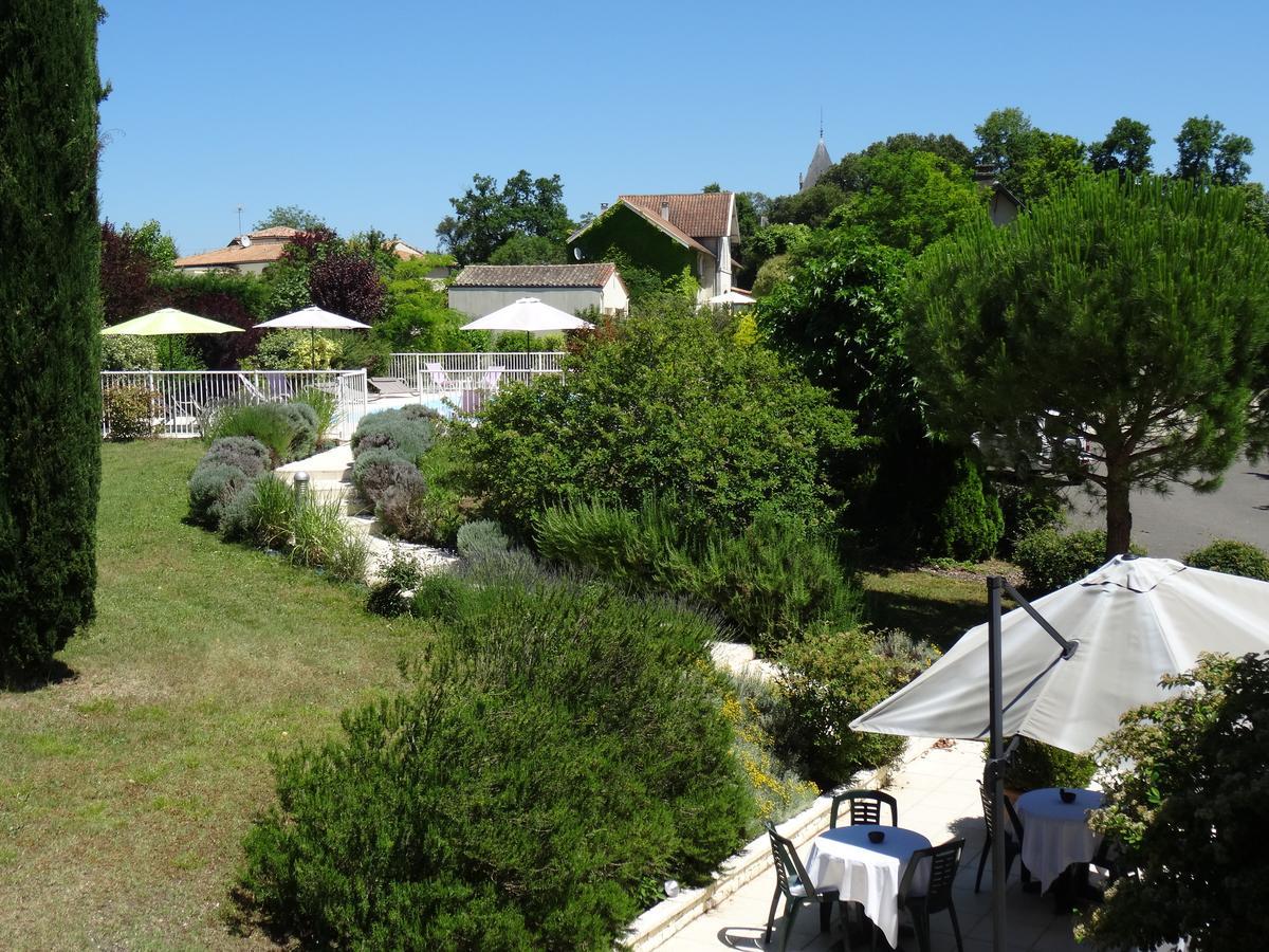 Domaine De L'Echassier, The Originals Relais Hotel Chateaubernard Exterior photo
