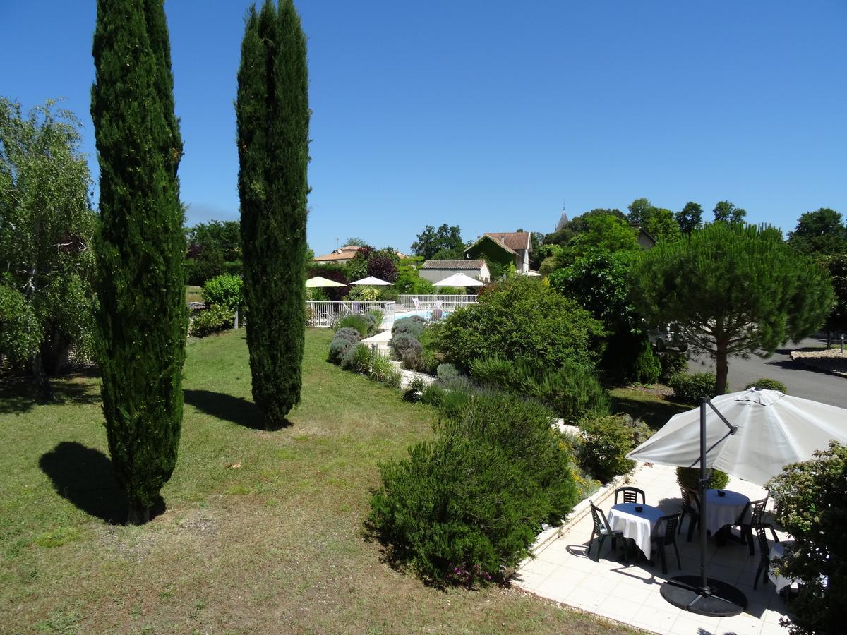 Domaine De L'Echassier, The Originals Relais Hotel Chateaubernard Exterior photo